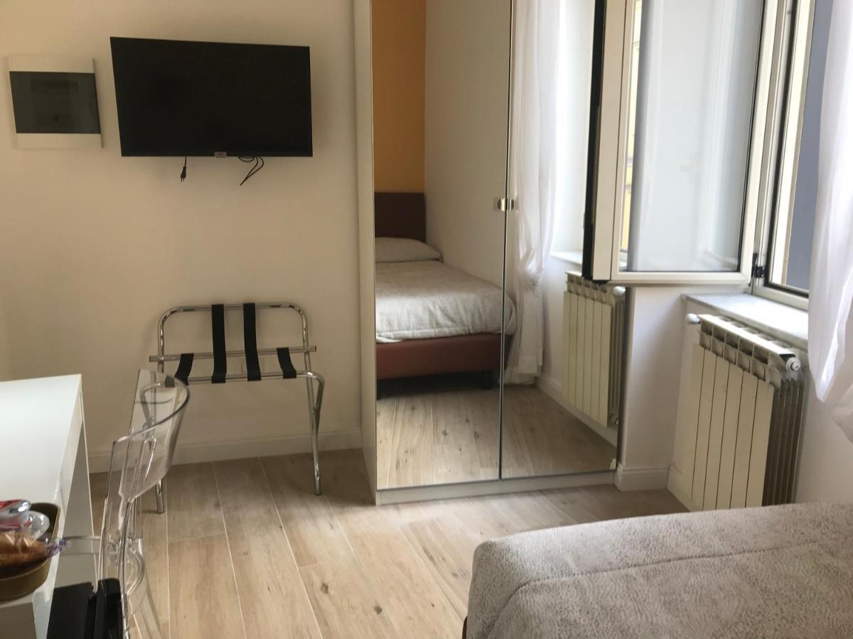 Agora Singola Con Bagno Privato Adiacente Bed & Breakfast Naples Exterior photo