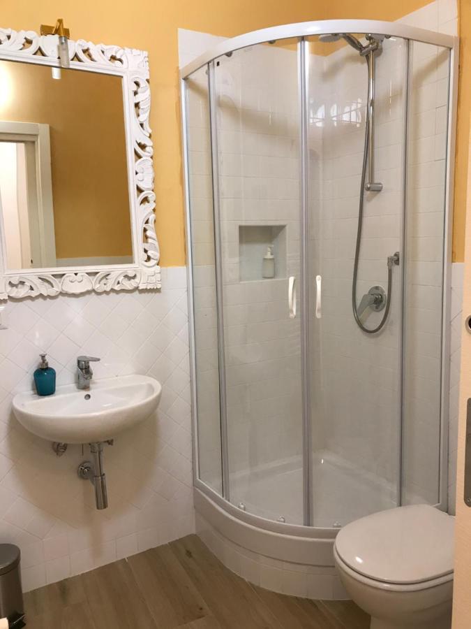 Agora Singola Con Bagno Privato Adiacente Bed & Breakfast Naples Exterior photo